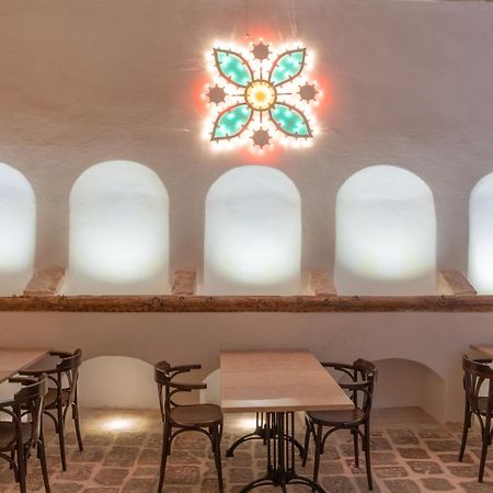 Hotel Il Cavaliere Al Borgo Antico Copertino Exterior foto