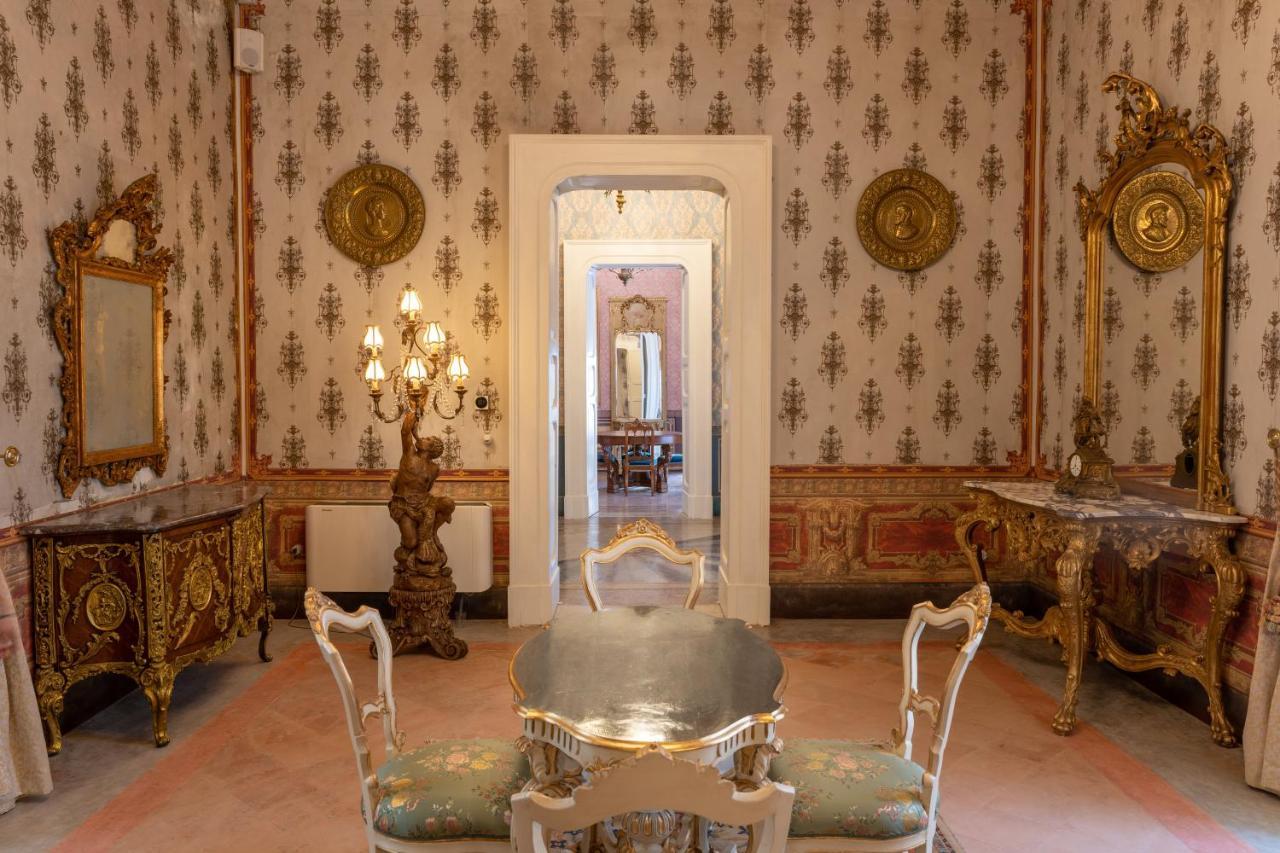Hotel Il Cavaliere Al Borgo Antico Copertino Exterior foto