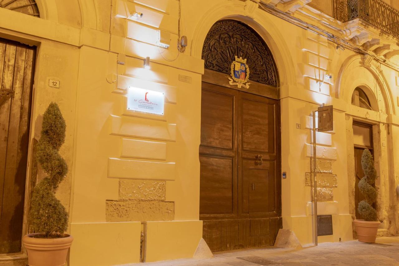 Hotel Il Cavaliere Al Borgo Antico Copertino Exterior foto